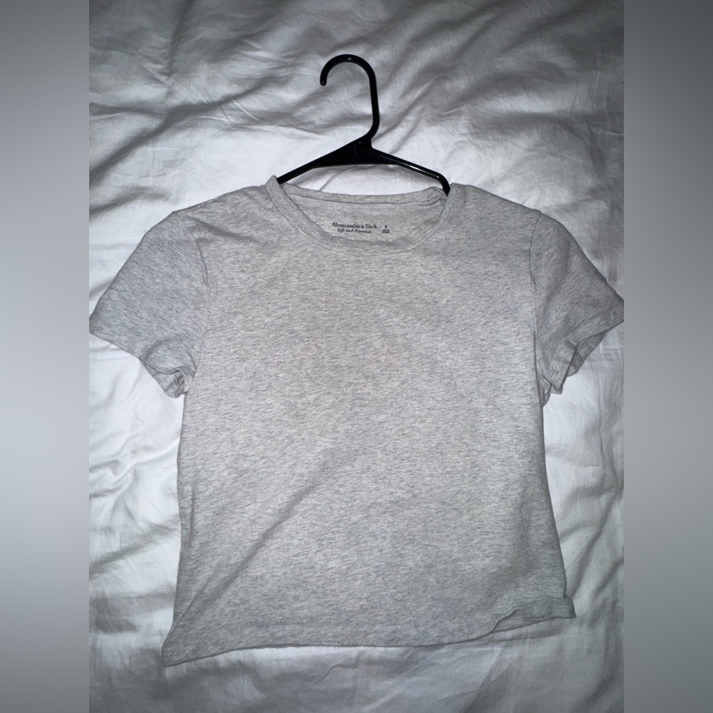 Abercrombie baby tee